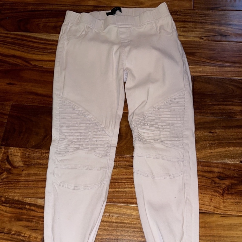 Beluah. Purplish white. $10 + shipping.